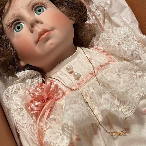 Serenity- Apples & Spice Original Doll
By Lee Middleton - Picture 7 of 16